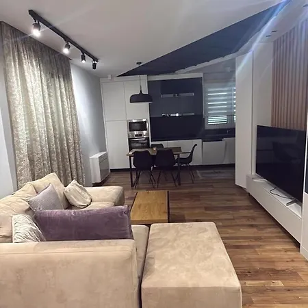 Apartamento Spacious Modern 2br Gated Parking Pet Friendly *