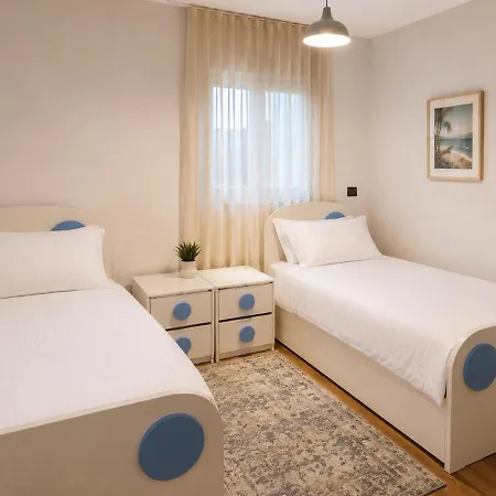 Spacious Modern 2br Gated Parking Pet Friendly *